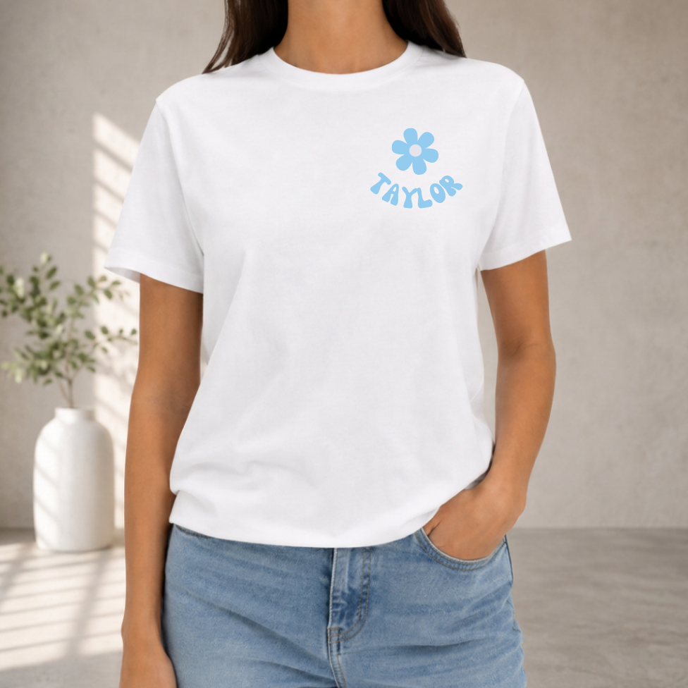 Women's Cropped Tee with Daisy and Name