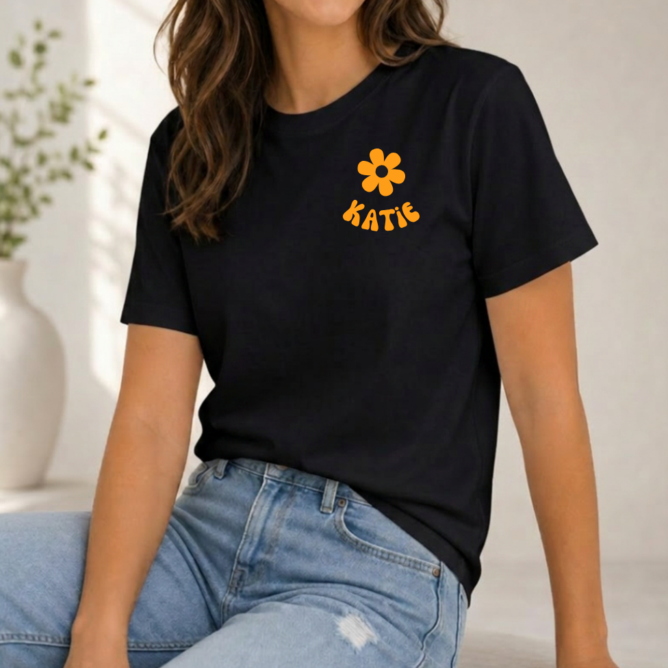 Women's Cropped Tee with Daisy and Name